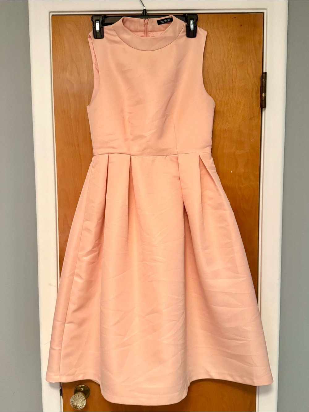 Boohoo - Women’s (Sz 6) Peach Pink High Neck Pleated Dress